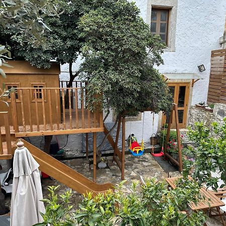 Mk Cottage With Breakfast And Jacuzzi Sárkhos Extérieur photo